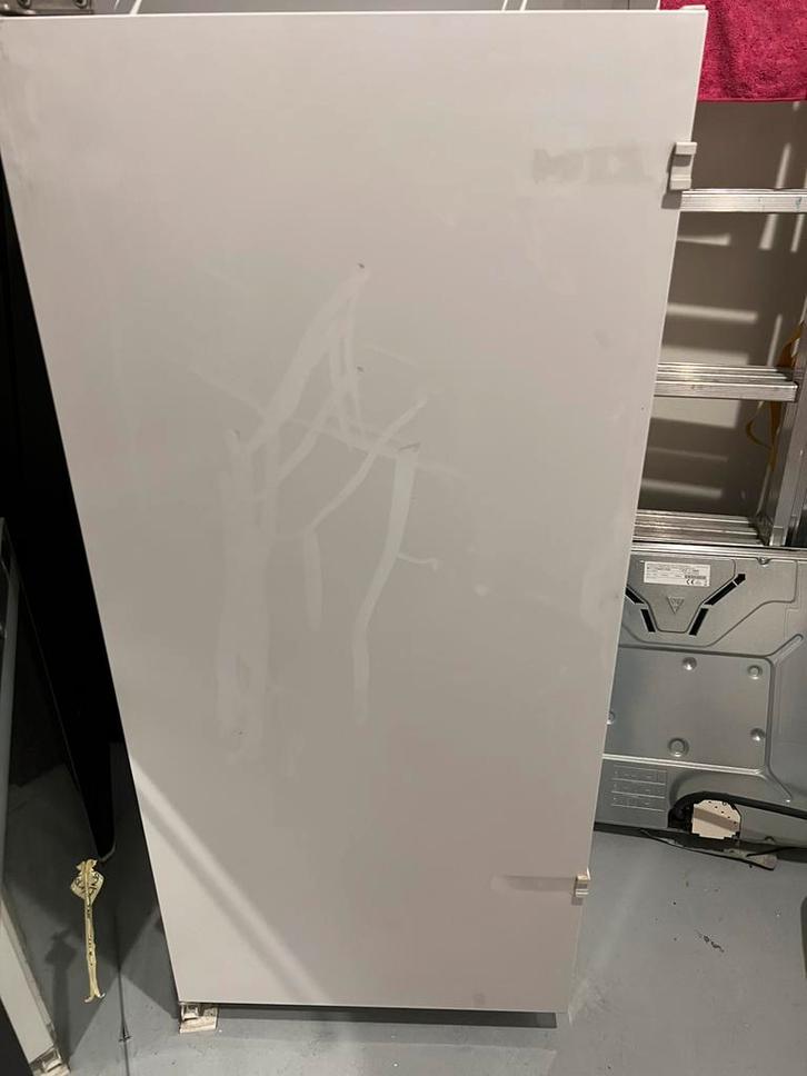 Whirlpool ARG 972/3 Inbouw Koelkast, Witgoed en Apparatuur, Koelkasten en IJskasten, Zo goed als nieuw, Zonder vriesvak, 200 liter of meer