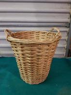 rieten mand vintage, Huis en Inrichting, Woonaccessoires | Schalen en Manden, Ophalen of Verzenden