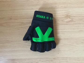 Hockey handschoen beschikbaar voor biedingen