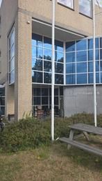 Kantoorruimte te huur - Capelle XL - 17-20M2  - € 550PM, Zakelijke goederen, Bedrijfs Onroerend goed, 18 m², Huur, Kantoorruimte