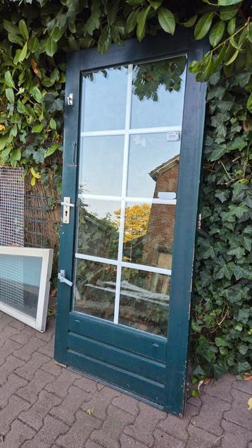 Buitendeur met glas 1,93 x 87 beschikbaar voor biedingen
