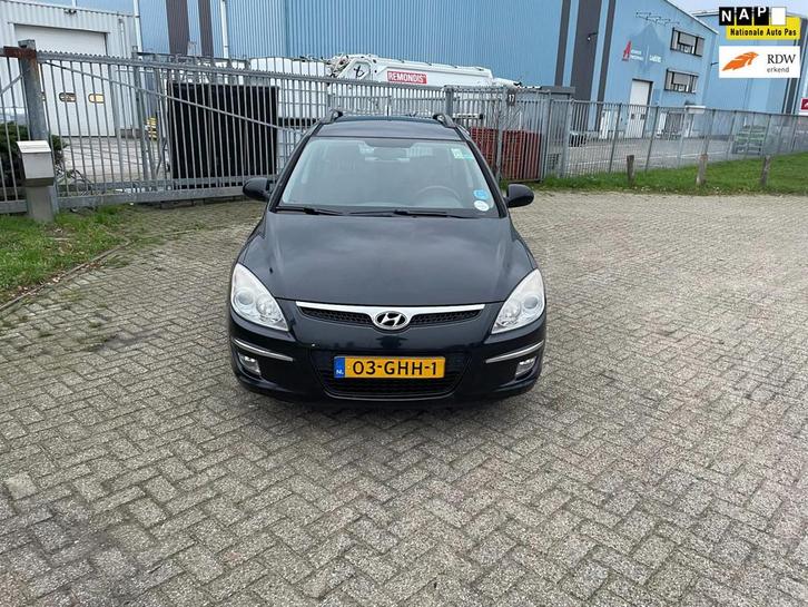 Hyundai I30 CW 1.6 CRDi Dynamic, Auto's, Hyundai, Te koop, i30, ABS, Airbags, Airconditioning, Alarm, Centrale vergrendeling, Elektrische buitenspiegels