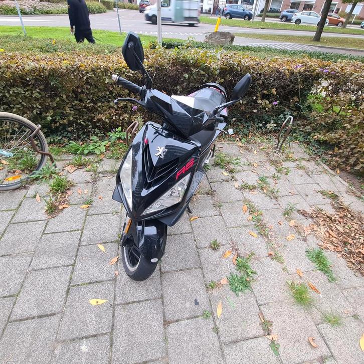 Peugeot Speedfight 3 RS -, Fietsen en Brommers, Snorfietsen en Snorscooters, Ophalen of Verzenden