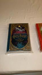 3 new Harry Potter books in  great condition, Verzamelen, Harry Potter, Ophalen of Verzenden, Zo goed als nieuw