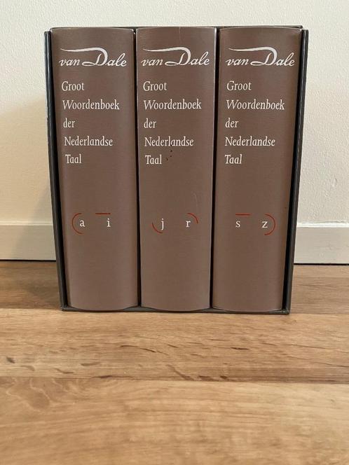 Van Dale Groot Woordenboek der Nederlandse Taal (3-delige se, Boeken, Woordenboeken, Zo goed als nieuw, Nederlands, Van Dale, Ophalen
