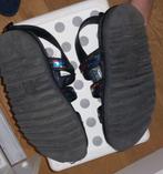Dokter Martens Yelena Seon maat 39 zwart/ regenboog, Kleding | Dames, Schoenen, Ophalen of Verzenden, Gedragen, Zwart, Sandalen of Muiltjes