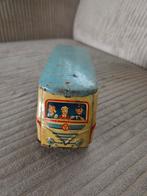 Blikken bus, Ophalen