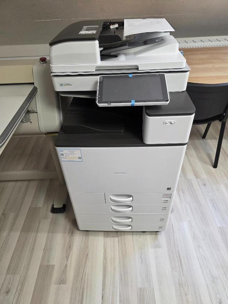Ricoh kopieerapparaat MP C3004ex (opnieuw), Computers en Software, Printers, Zo goed als nieuw, All-in-one, Laserprinter, Kleur printen