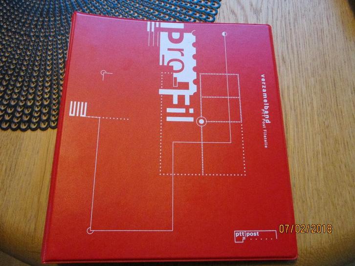 profil kaarten PTT Post 1992 complete collectie in ringband, Postzegels en Munten, Postzegels | Toebehoren, Verzamelalbum, Ophalen of Verzenden