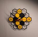 Honingraat wandklok, Huis en Inrichting, Woonaccessoires | Klokken, Ophalen of Verzenden, Nieuw, Digitaal, Wandklok