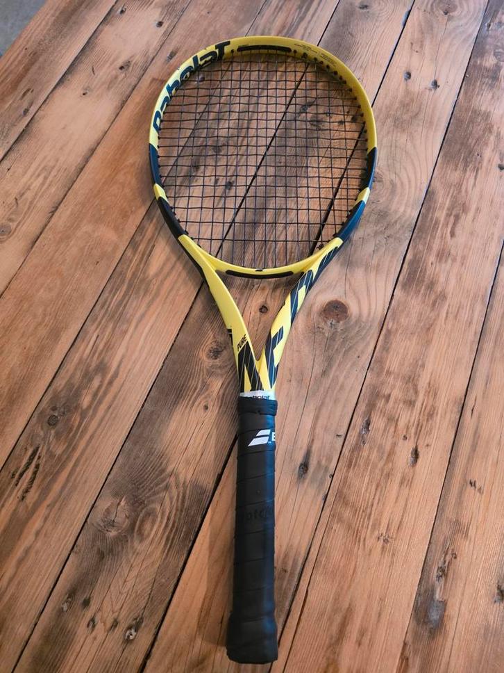 Babolat Pure Aero 285g - Speelklaar!, Sport en Fitness, Tennis, Gebruikt, Racket, Babolat, L1, Ophalen of Verzenden