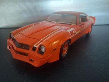 Chevrolet Camaro Z/28 Hugger Schaal 1:18 beschikbaar voor biedingen