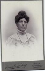 CDV - Bernard de Jong- St Annastraat -Breda -Mooie Jurk, Gebruikt, Verzenden, Foto, Klederdracht