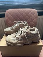 Yeezy 500 sneakers maat 38, Kleding | Dames, Schoenen, Ophalen of Verzenden, Gedragen, Beige, Sneakers of Gympen