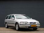 Volvo V70 2.4 Comfort Line RIJDT SUPER! LEER! NAVI! CLIMA! L, Voorwielaandrijving, 1505 kg, Stoelverwarming, 83 €/maand