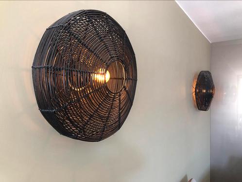 Rotan Wandlamp donker bruin 2 stuks muurlamp, Huis en Inrichting, Lampen | Wandlampen, Gebruikt, Overige materialen, Ophalen