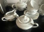 Antiek Theeservies met Bloemmotief en Gouden Accenten, Ophalen of Verzenden