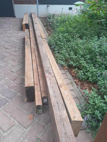 houten balken, eiken en vuren beschikbaar voor biedingen