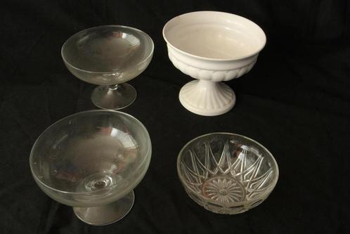 Sier schalen doorzichtig wit en kom ( retro vintage antiek ), Huis en Inrichting, Woonaccessoires | Schalen en Manden, Zo goed als nieuw