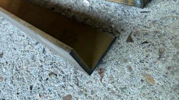 16 stuks messing hoekprofiel 30x30x3mm x 5 meter beschikbaar voor biedingen