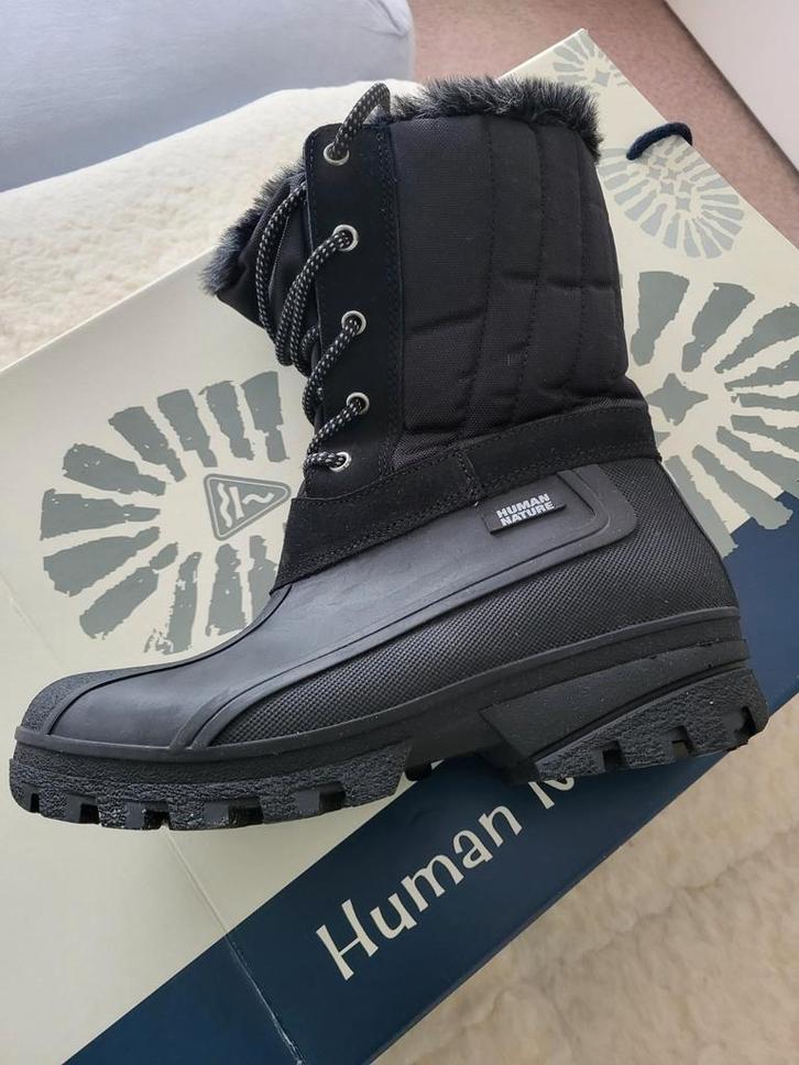 Human Nature Snowboots - Maat 38/39 - Nieuw in doos, Kleding | Dames, Schoenen, Zo goed als nieuw, Snowboots, Zwart, Ophalen of Verzenden