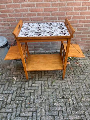Vintage Brocante serveerwagen jaren 60/70 beschikbaar voor biedingen