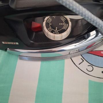 Klassiek Philips Strijkijzer - Betrouwbaar! beschikbaar voor biedingen