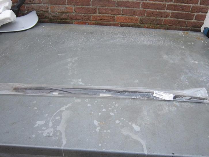 links voor waterstrip vitara 2, Auto-onderdelen, Carrosserie en Plaatwerk, Suzuki, Nieuw, Ophalen of Verzenden