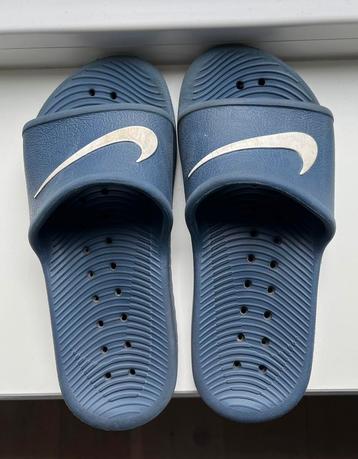 Nike badslippers 23 cm beschikbaar voor biedingen
