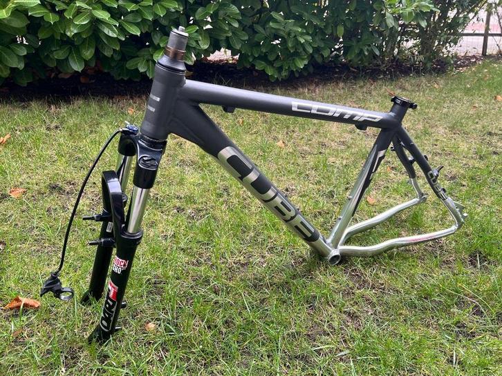 Cube LTD Comp met Rockshox Dart Three 26-er mtb frameset, Fietsen en Brommers, Fietsonderdelen, Zo goed als nieuw, Mountainbike