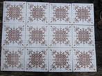 64 antieke tegels wit met roodbruine afbeelding 15x15cm, Antiek en Kunst, Ophalen