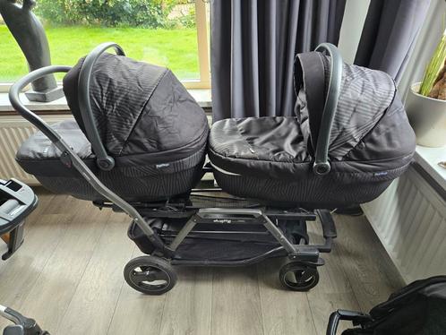 Tweeling kinderwagen of voor 2 kinderen vlak na elkaar, Kinderen en Baby's, Tweelingen en Meerlingen, Zo goed als nieuw, Kinderwagen of Buggy