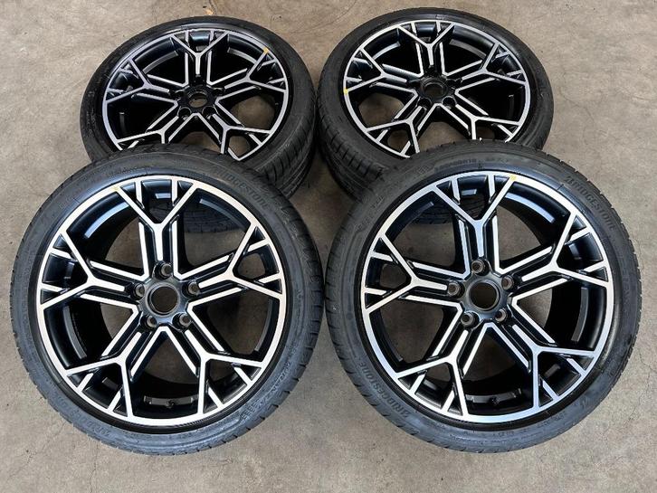 18 inch originele velgen + zomerbanden Hyundai I20 N | I30 N, Auto-onderdelen, Banden en Velgen, Banden en Velgen, Zomerbanden