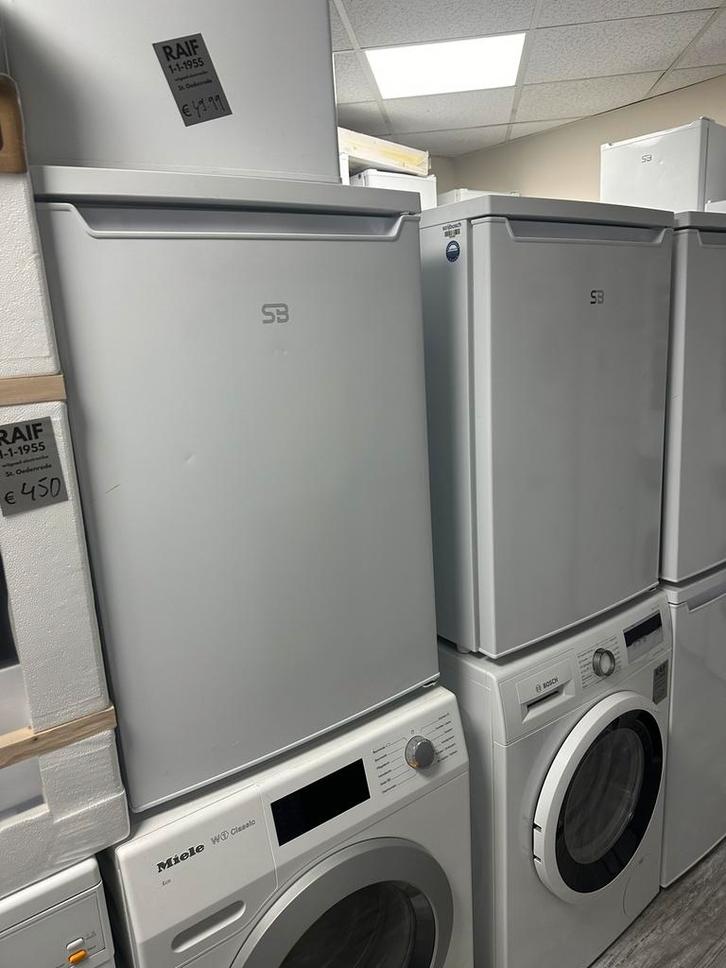 Koelkast koeling  nieuwe  133 liter energie D B keuze, Witgoed en Apparatuur, Wasmachines, Gebruikt, Voorlader, 10 kg of meer