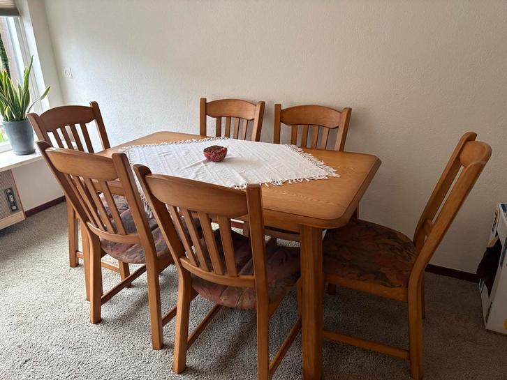 Eiken eettafel met 6 stoelen, Huis en Inrichting, Complete eetkamers, Gebruikt, 6 tot 8 stoelen, Ophalen
