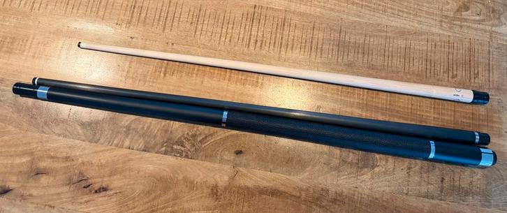 Koolstofvezel (carbon fiber) keu Elite - zwart, Sport en Fitness, Biljarten en Poolen, Zo goed als nieuw, Overige typen, Ophalen of Verzenden