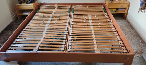 Tweepersoonsbed 180x200, Huis en Inrichting, Slaapkamer | Bedden, Gebruikt, Tweepersoons, 180 cm, 200 cm, Hout, Ophalen