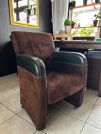 Eetkamerstoel bruin rijdend, Huis en Inrichting, Fauteuils, Ophalen, Minder dan 75 cm, Zo goed als nieuw, Stof