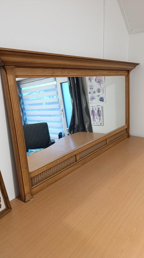 Brede spiegel met houten lijst – 165x90 cm, Huis en Inrichting, Woonaccessoires | Spiegels, Gebruikt, 150 tot 200 cm, Rechthoekig