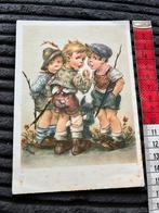 739. Oude kinderkaart 3 Jongens ( heeft vlekjes ), Verzamelen, Ansichtkaarten | Themakaarten, Ophalen of Verzenden, Ongelopen