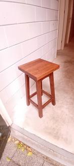 Massief houten krukje/tafeltje, Huis en Inrichting, Ophalen, Rond, Minder dan 55 cm