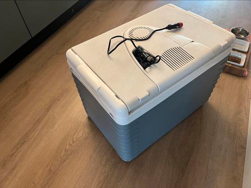Koelbox 12 Volt - groot model, Caravans en Kamperen, Koelboxen, Gebruikt, Koelbox, Elektrisch, Ophalen