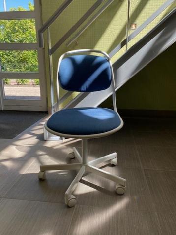4 bureaustoelen IKEA ÖRFJÄLL, wit/blauw (ook los mogelijk) beschikbaar voor biedingen