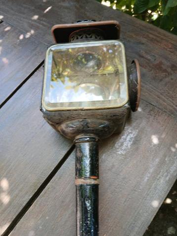 Koetslamp. beschikbaar voor biedingen