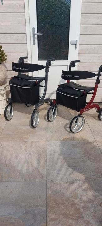 Travixx deluxe  en traveller nieuwstaat rollator t  beschikbaar voor biedingen