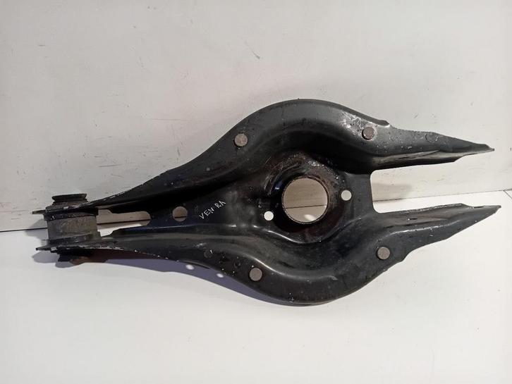 Draagarm rechts achter BMW 1 serie, Auto-onderdelen, Ophanging en Onderstel, BMW, Gebruikt, Herkomst onderdeel bekend, 12 maanden garantie
