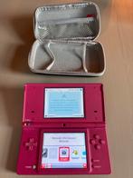 Nintendo DSi Roze + Hoes & Oplader, Spelcomputers en Games, Spelcomputers | Nintendo DS, Gebruikt, Dsi, Ophalen of Verzenden, Roze