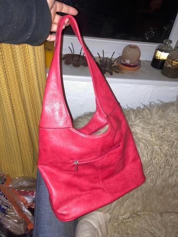 Rode leren damestas, nieuw beschikbaar voor biedingen