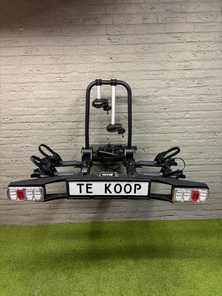 VEVOR DRAGER(elek)fietsen65kg/kantelbr/opvouwbr/klik&go/LED, Auto diversen, Fietsendragers, Zo goed als nieuw, Trekhaakdrager