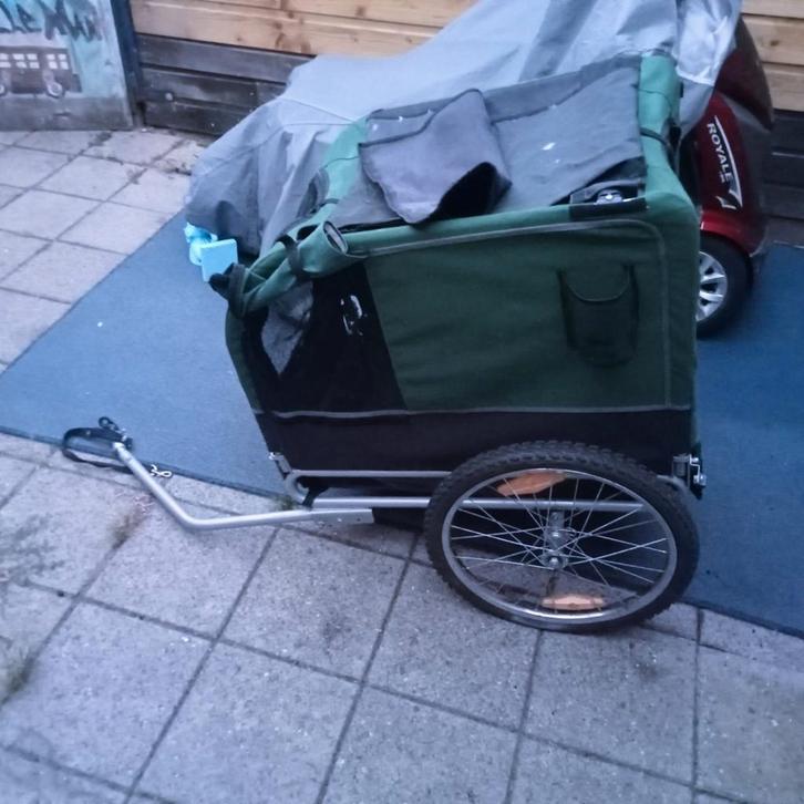 Fietskar.., Fietsen en Brommers, Fietsaccessoires | Aanhangers en Karren, Zo goed als nieuw, Hondenkar, Ophalen